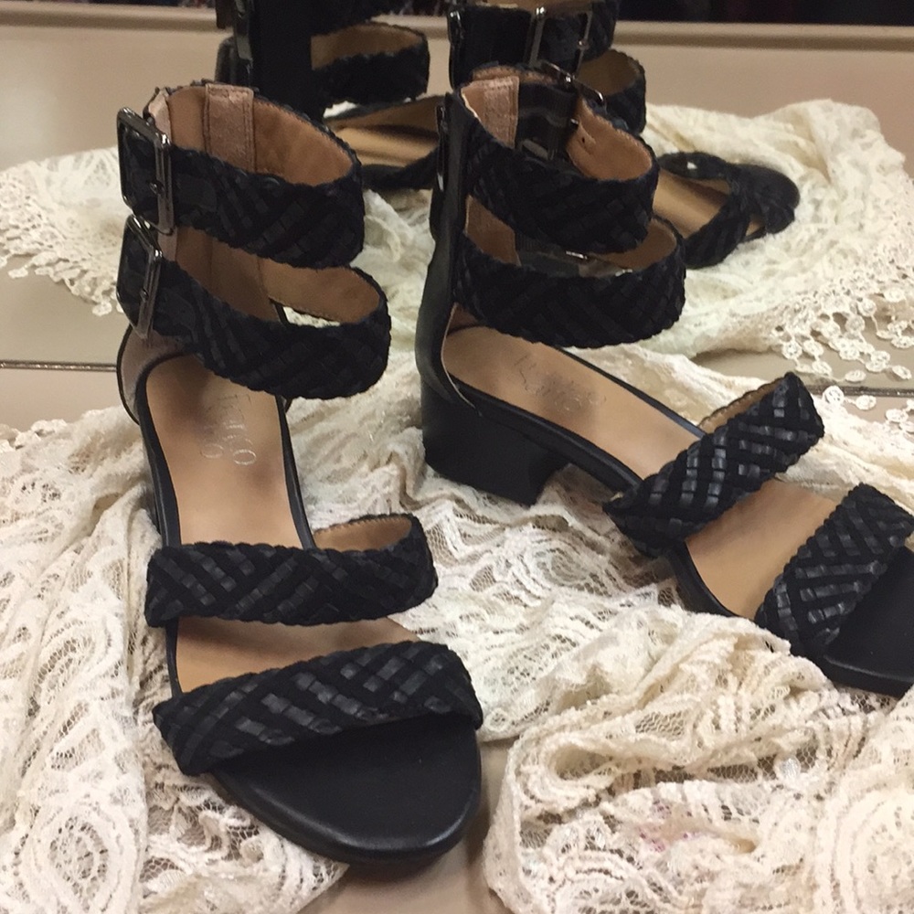 Franco Sarto Black Braided sandal - Picture 4 of 8